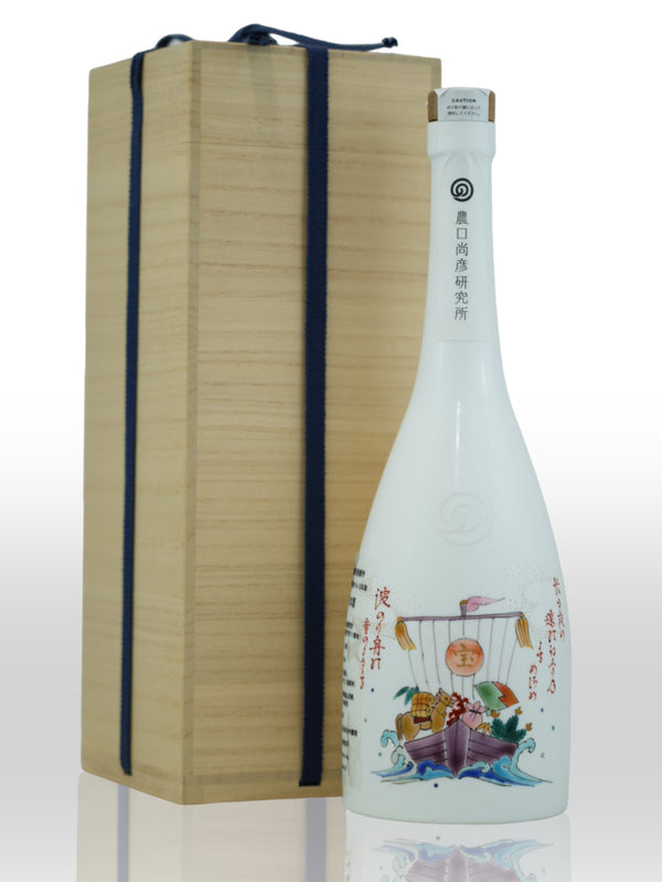 Spring Festival Treasury Boat by Noguchi & Seito Tamura Kutani 【迎春宝船ボトル 九谷焼 田村星都作 山廃 純米大吟醸 農口尚彦研究所】720ml