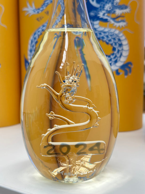 Masuizumi 満寿泉 Year of the Dragon 2024 龍年 Crystal Daiginjo 520ml【純米大吟醸 干支ボトル 辰 】